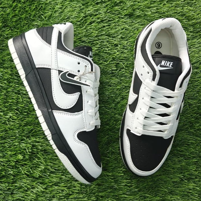 Low Dunk "Reverse Panda"