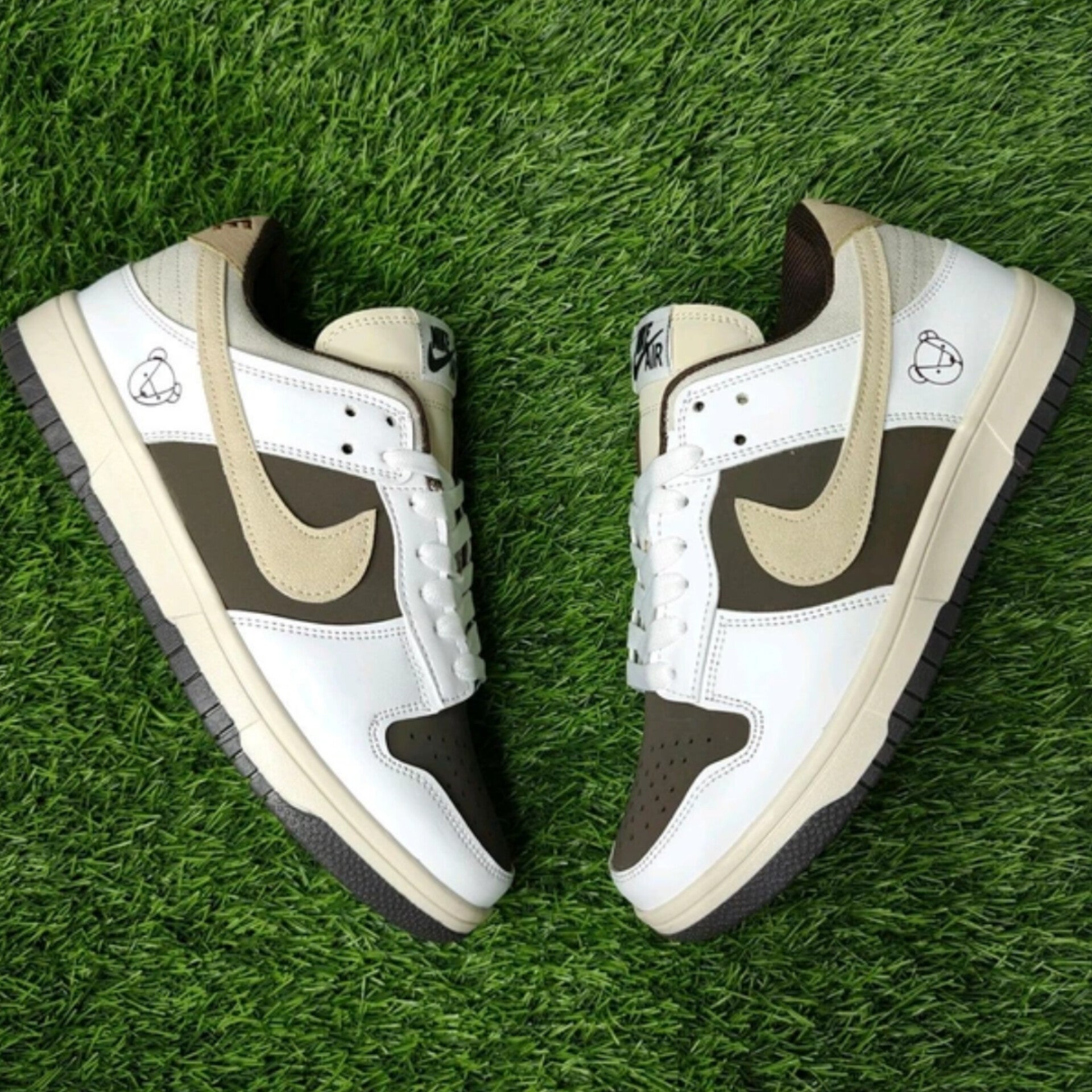 Low Dunk "Otomo Bear"