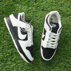 Low Dunk "Reverse Panda"